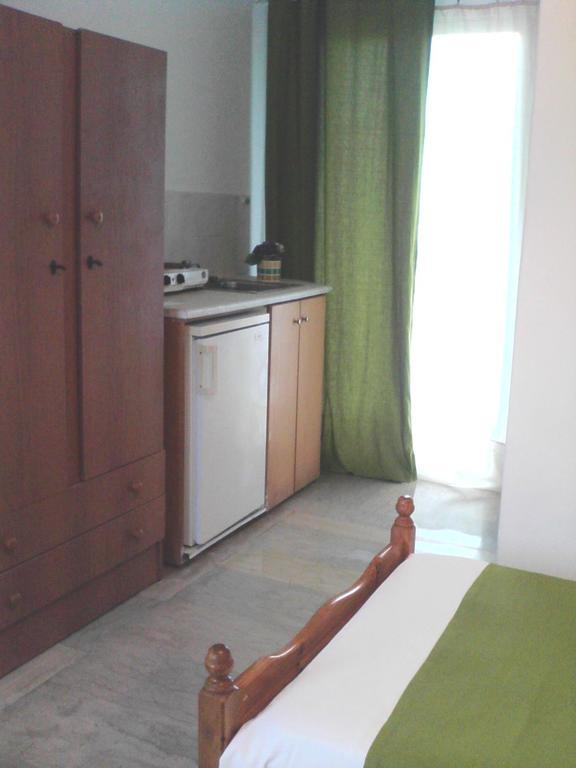 Virginia'S Beachfront Apartments Kávosz Szoba fotó