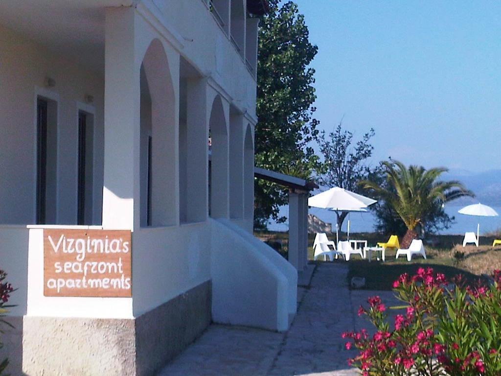 Virginia'S Beachfront Apartments Kávosz Kültér fotó